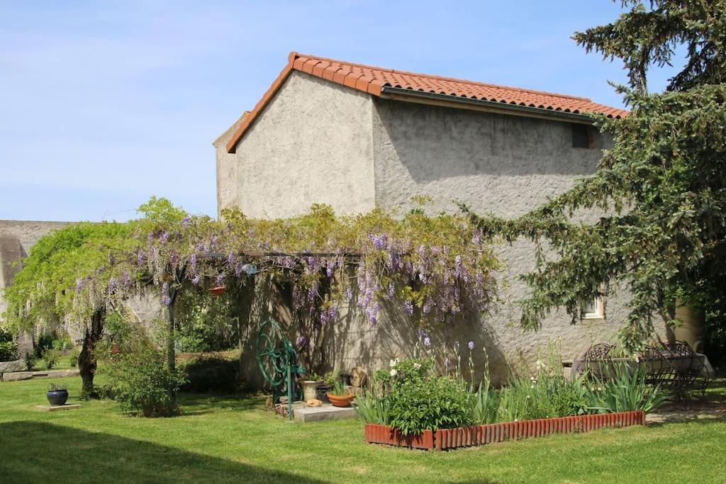 Ideal Voyageurs & Travailleurs Cherchant Du Calme Manglieu Luaran gambar